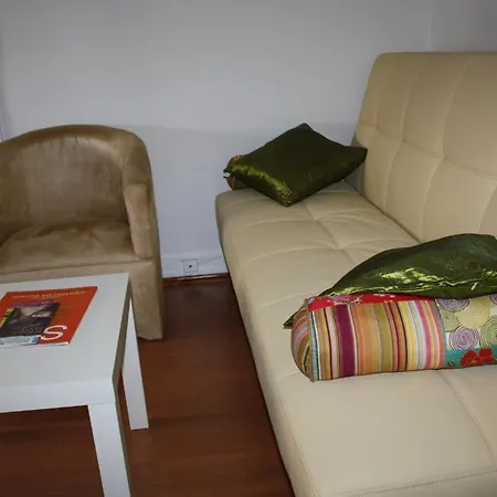 Albergue Truthostel *